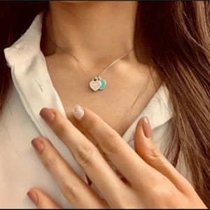Mini double heart tag necklace